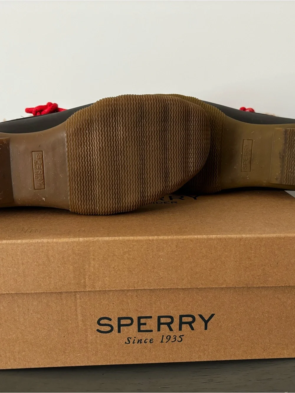 Sperry women’s duck